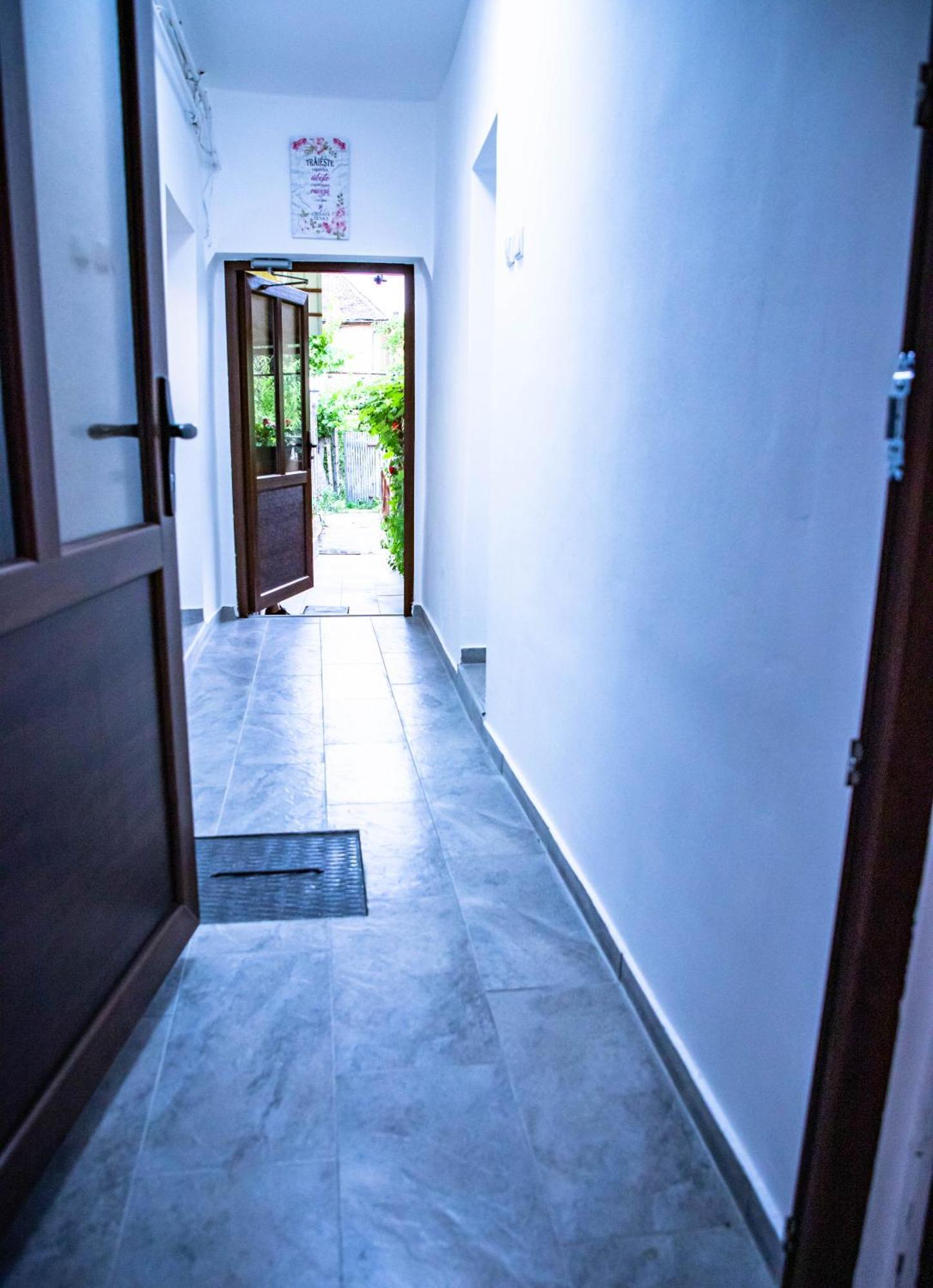 Sib Jo Central Apartments Sibiu Buitenkant foto